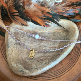 Double layered choker Maansteen