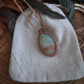 Macramé ketting  Aquamarijn