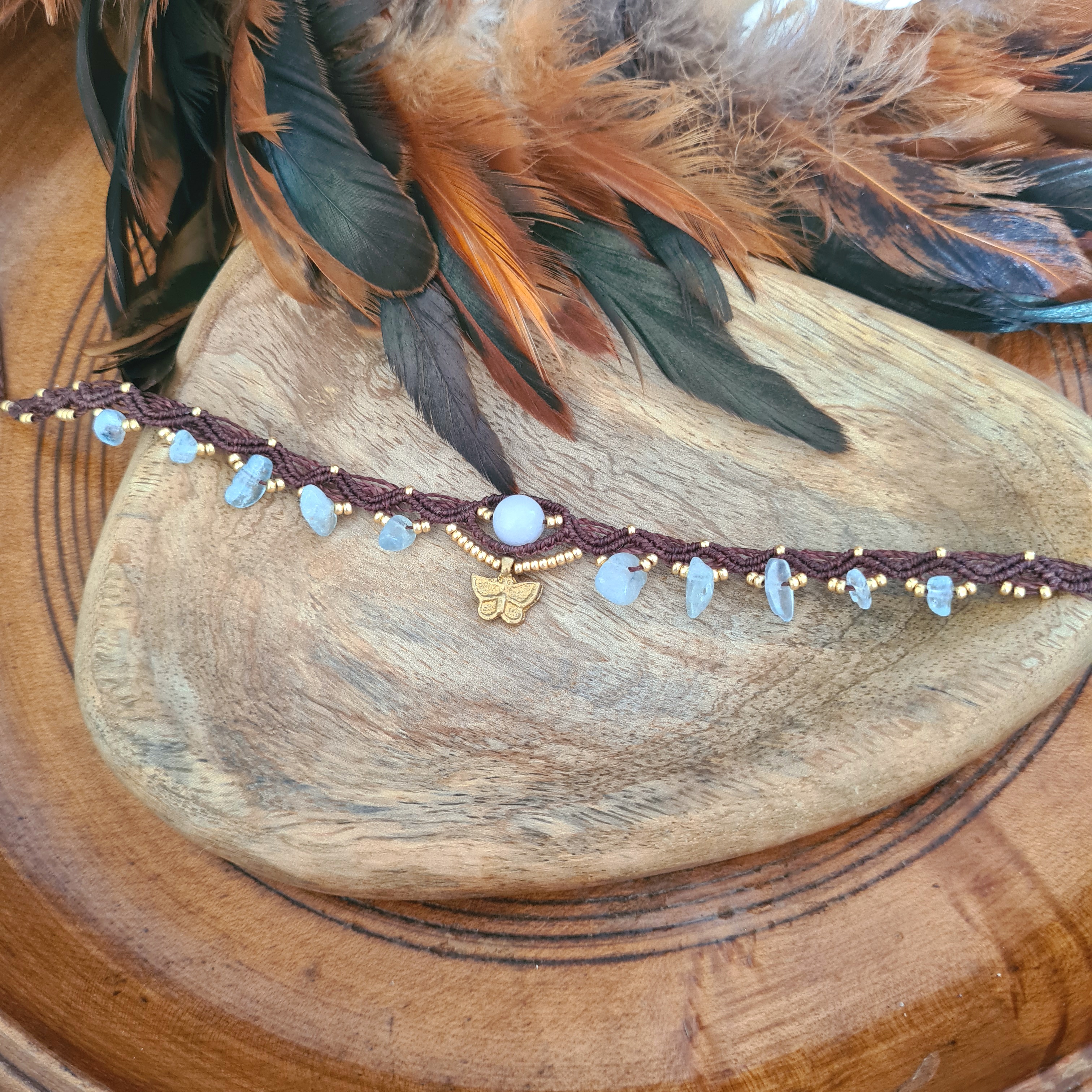 Macramé choker Aquamarijn