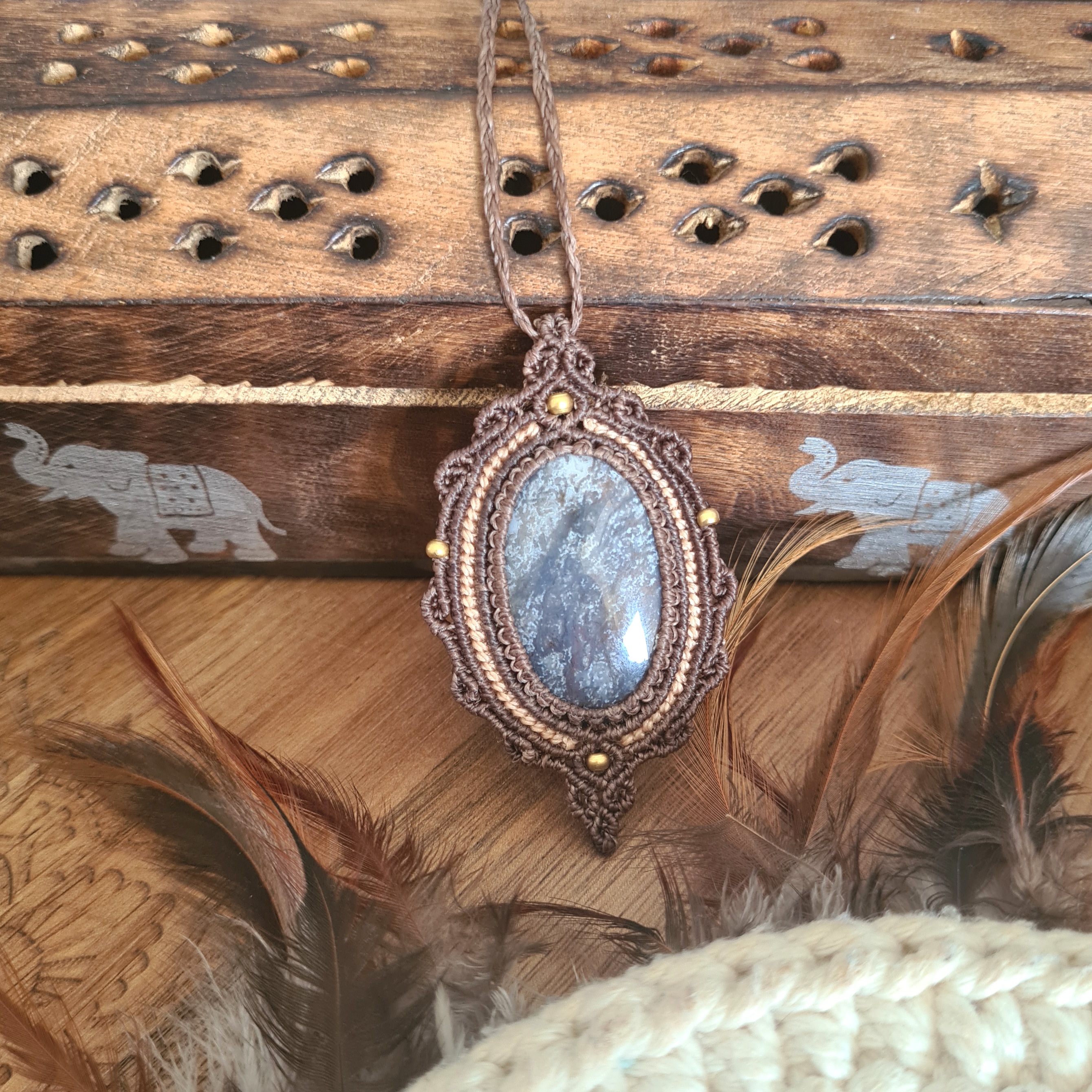Macramé ketting Mosagaat