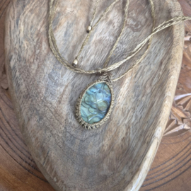 Macramé ketting  Labradoriet