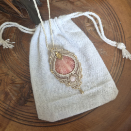 Macramé ketting Mermaid