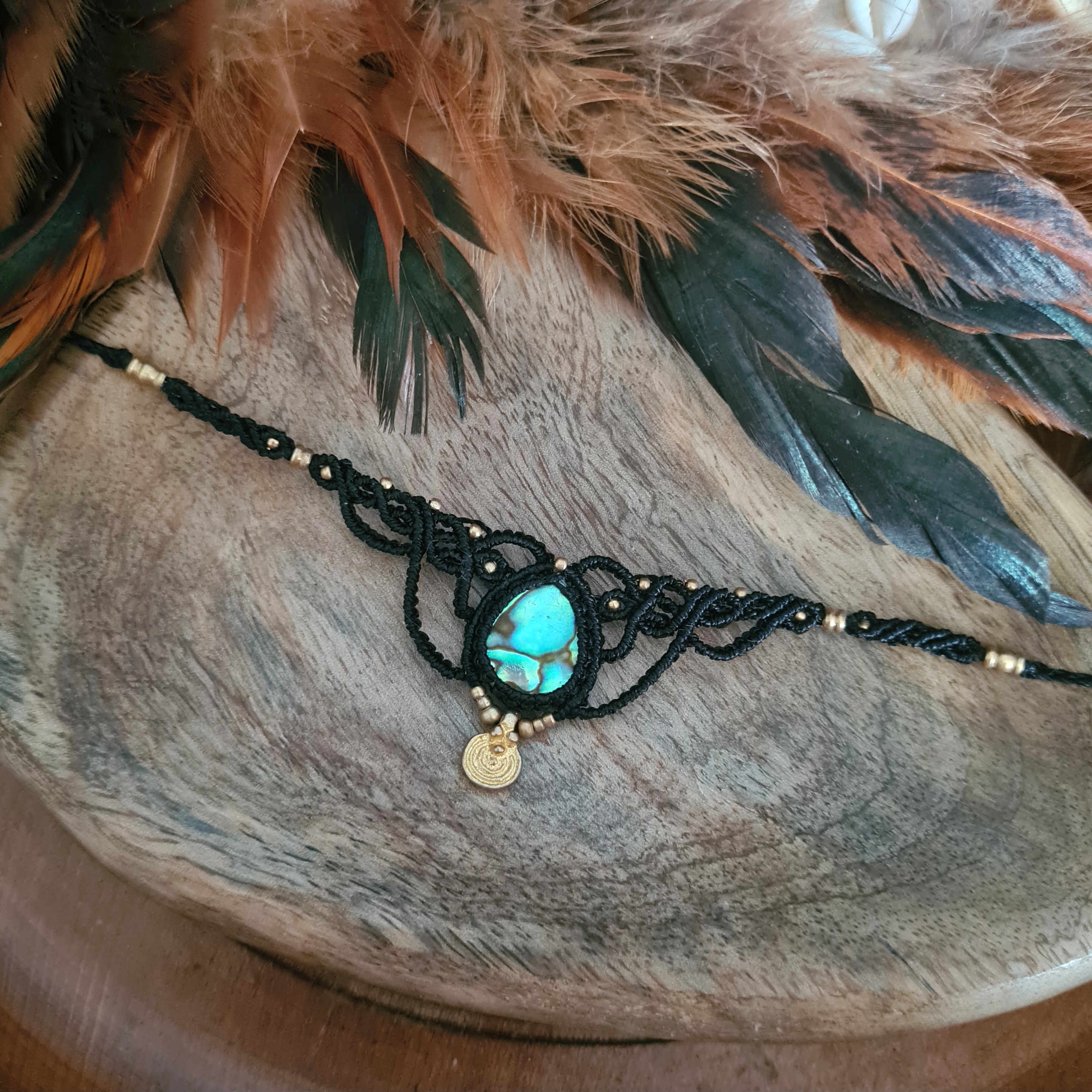 Macramé choker Abalone