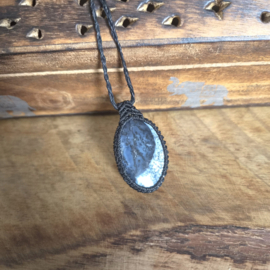 Macramé ketting  Dendriet Opaal