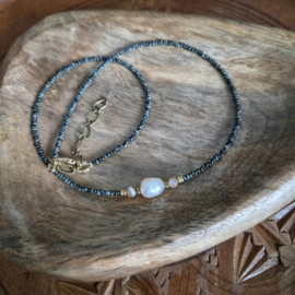 Ibiza Pearl Rocailles Picasso ketting (cobalt )