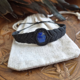 Macramé armband Lapis Lazuli
