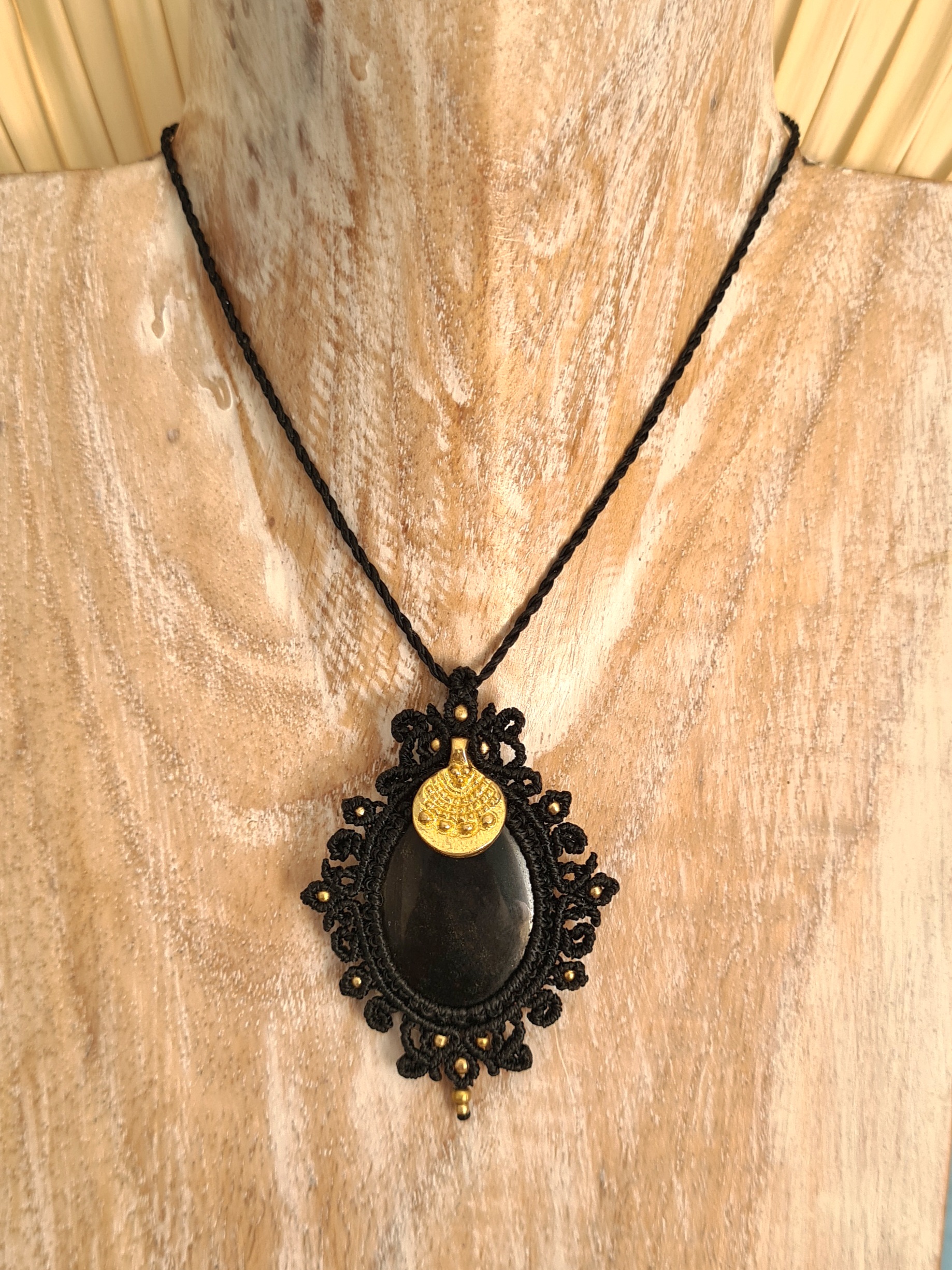 Macramé ketting Obsidiaan