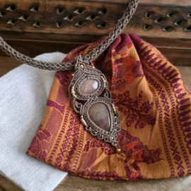 Macramé ketting Maansteen en Marokkaanse Agaat