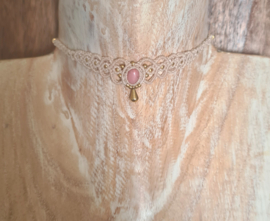 Macramé choker Rhodoniet