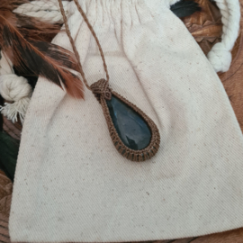 Macramé ketting Labradoriet