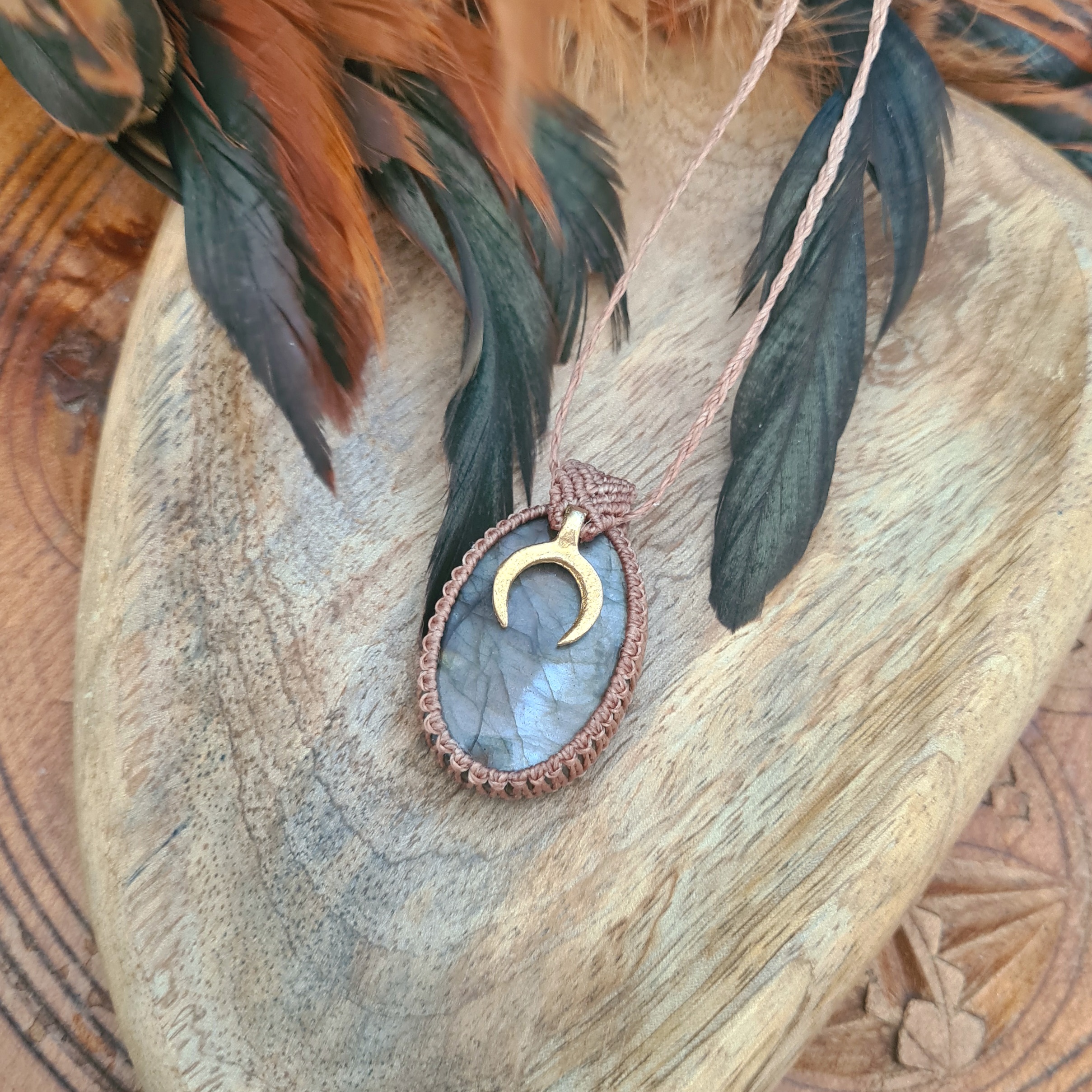 Macramé ketting Labradoriet