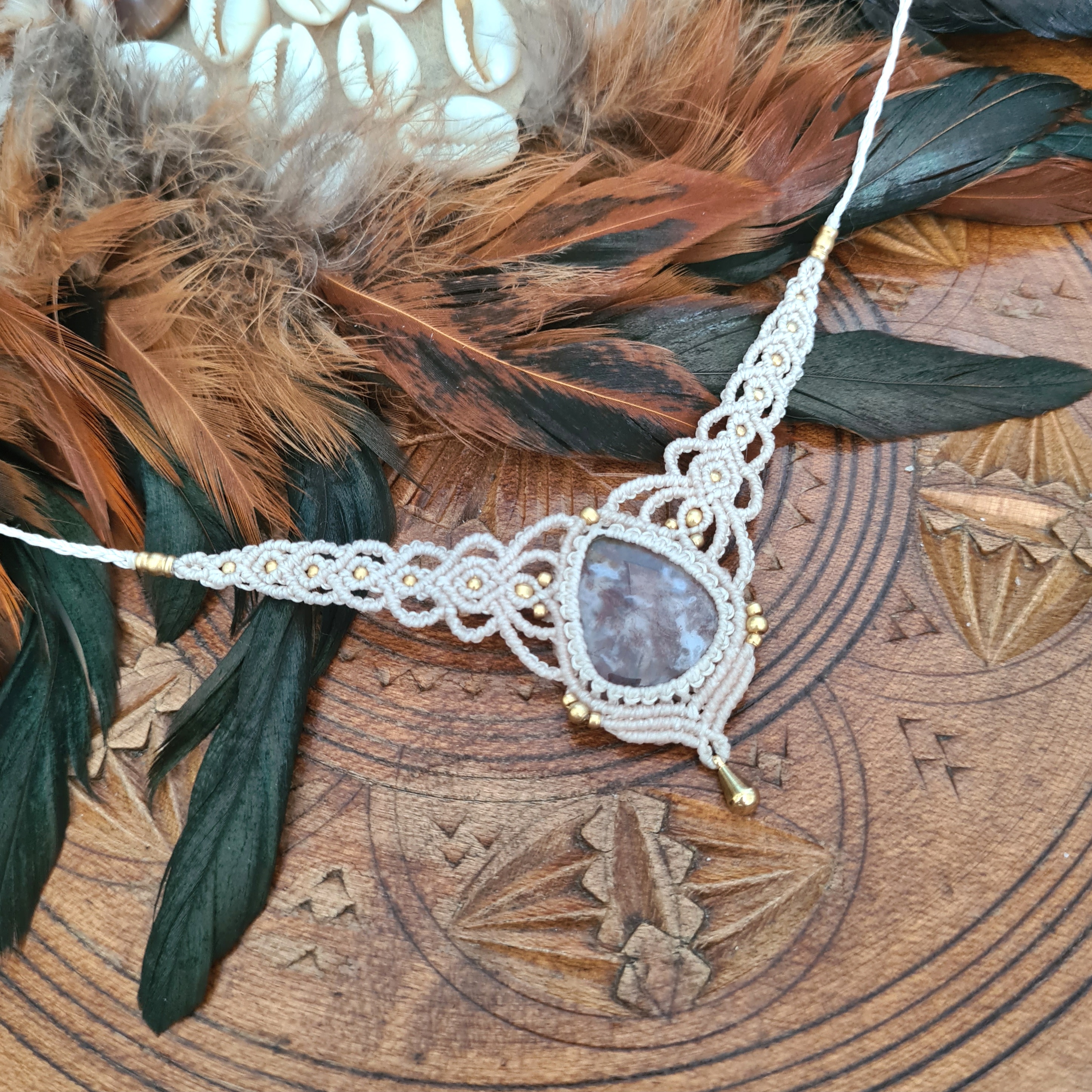 Macramé ketting Mosagaat