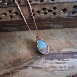 Macramé ketting  Aquamarijn