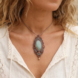 Macramé ketting Aquamarijn