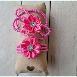 Bloemenarmband roze