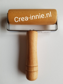 Grote Roller voor over de steentjes (om de steentjes aan te rollen)