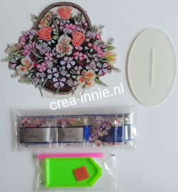staand ornament mandje met bloemen