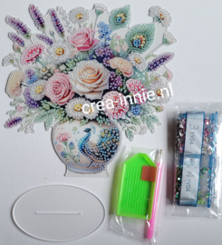 Staand ornament vaas pauw met bloemen