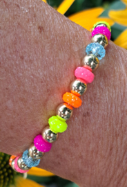 Armband Neon 5 mm. Exclusieve goldcolour kralen