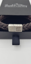 Stoere brede gevlochten bruine heren armband met gravering