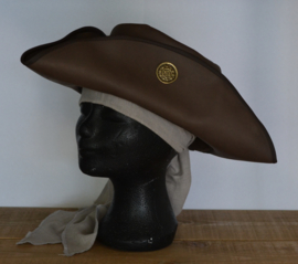 Tricorn Leer IV