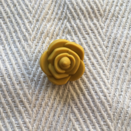 Kleine bloem - mosterd geel