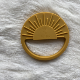 Sunshine teether - ochre