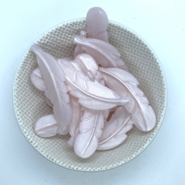 Veertje - parelmoer roze