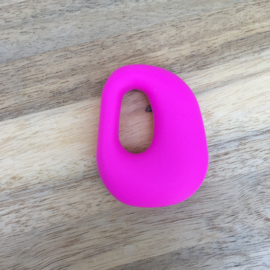 Oval teether - fuchsia