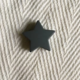 Star M - darker grey