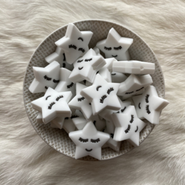 Sleeping star bead - white