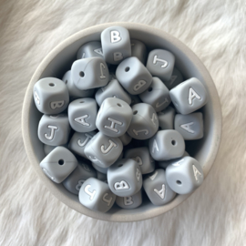Letter beads - silicone 10mm ICE GREY
