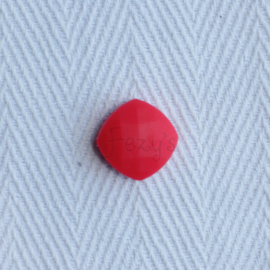 Gefaceteerd vierkant - rood