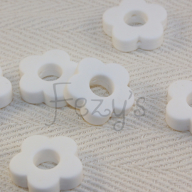 Round flower bead - white