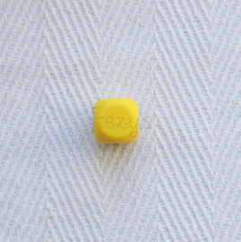 Dice - yellow