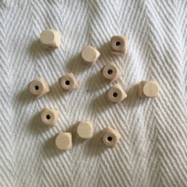 Wooden bead -  dice 10mm