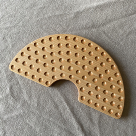 Houten regenboog legbord - gaatjes