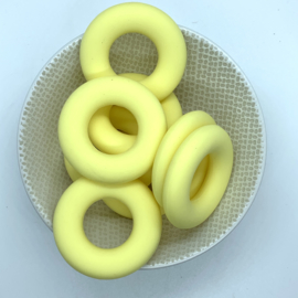 Donut ring - créme geel 2