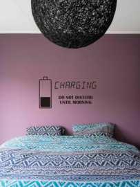 Muursticker Charging