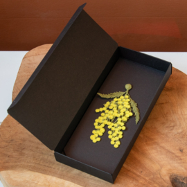 Geborduurde broche | Mimosa