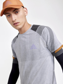 pro trail fuseknit tee  m grijs