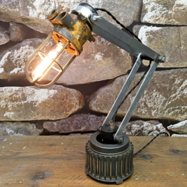 Upcycled industriële bureaulamp SOLD