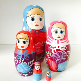 Matroushka blauw rood nr 3