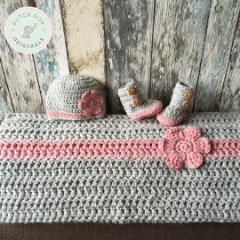 Complete newborn set lichtgrijs met oud roze