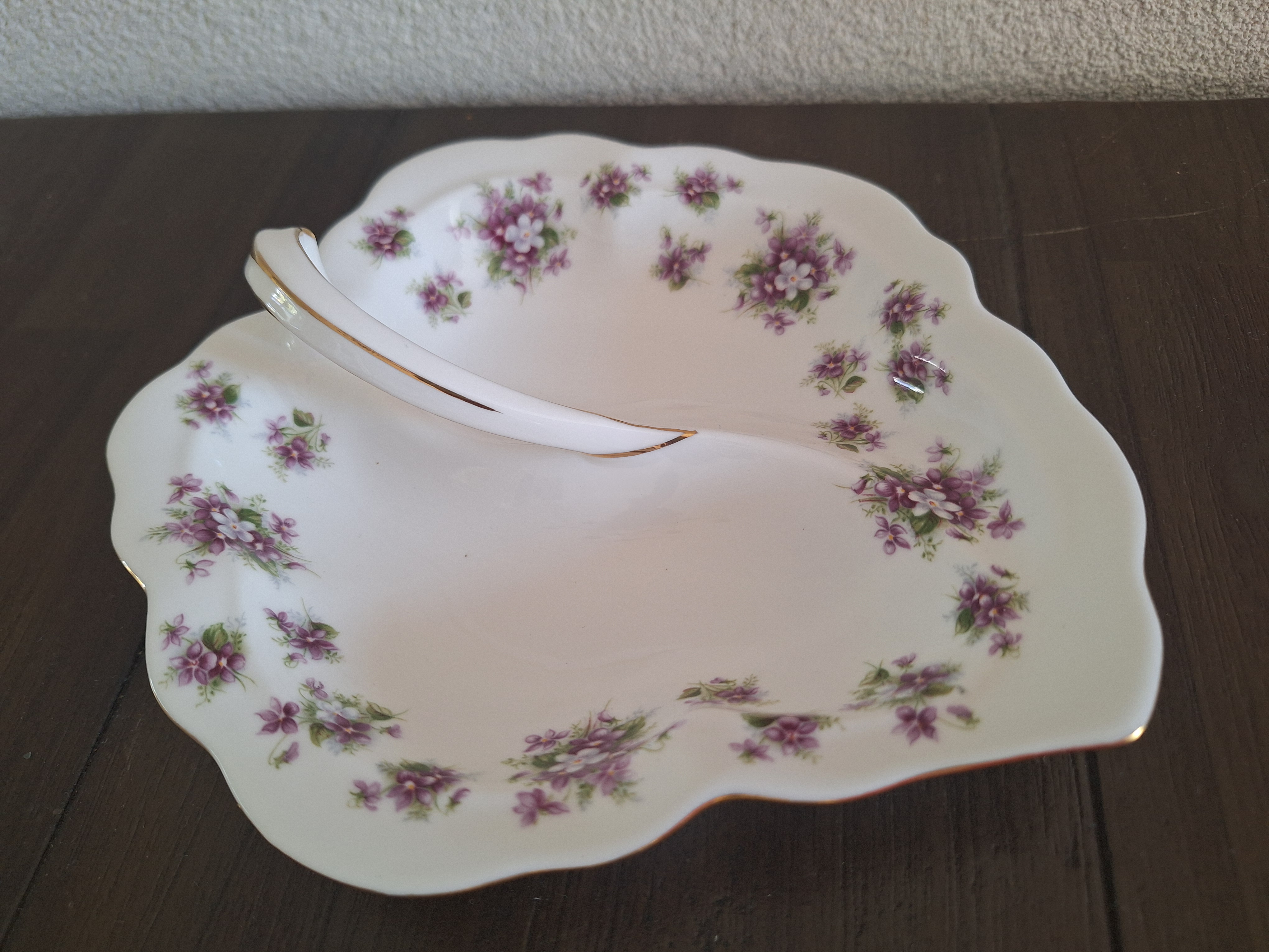 Sweet Violets - Soezenschaal 18,5 cm