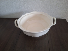 Queen's Plain Creme - Dekschaal met deksel 21,5 cm zonder deksel