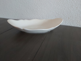 Queen's Plain Creme - Zuurschaaltje  25 x 15 cm