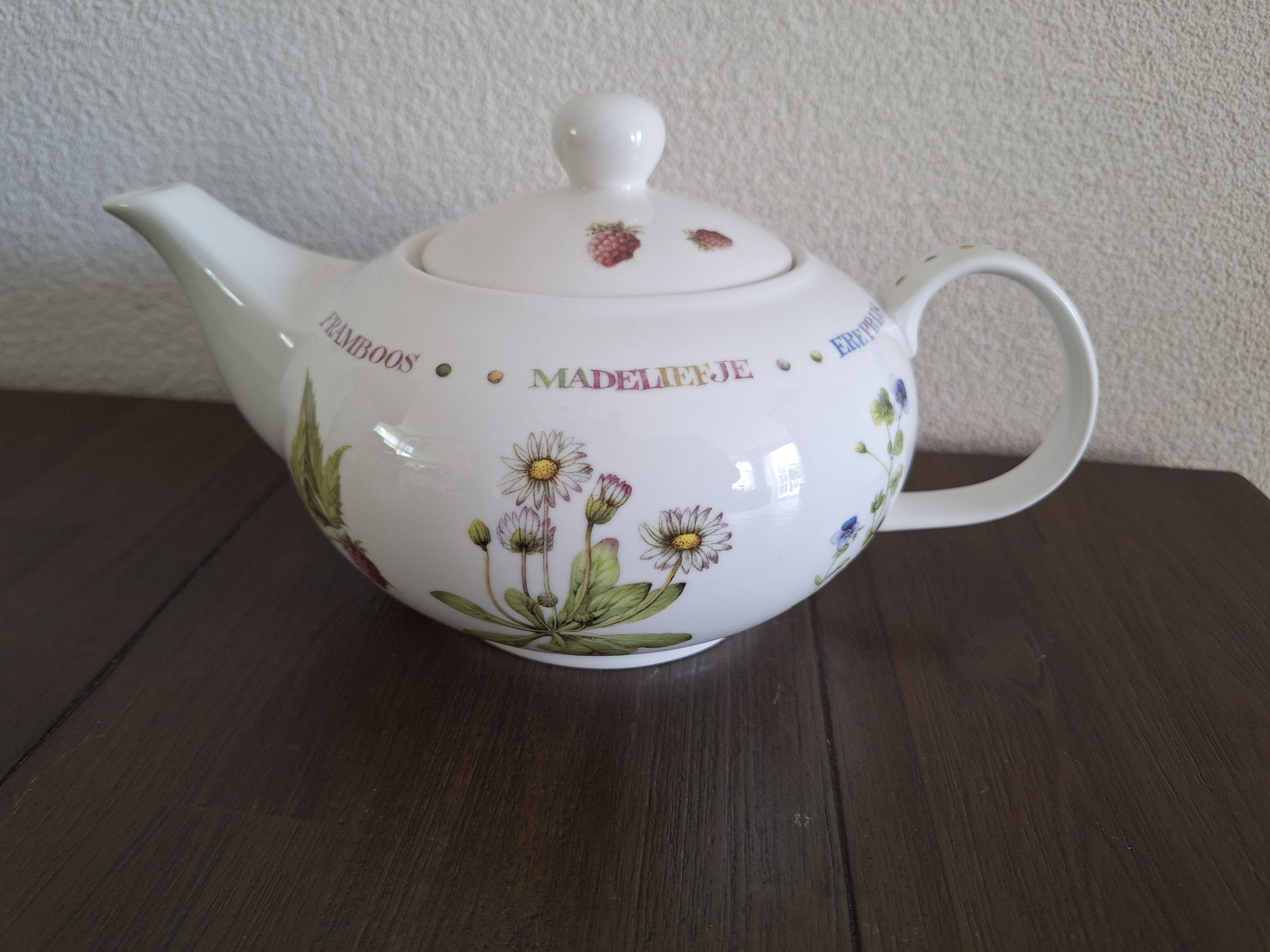 Wildflowers - Theepot