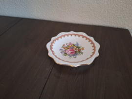 Lady Carlyle - Petit Four bordje