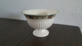 Carlton - Sherbetcup op voet 11.5 cm